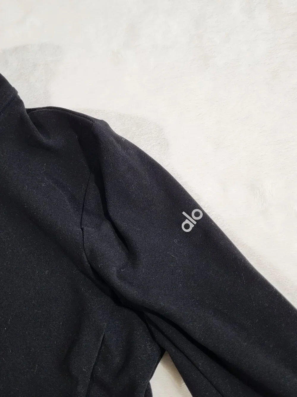 ALO YOGA - Alosoft 1/2 Zip Rapid Pullover - Small - Picture 5 of 14